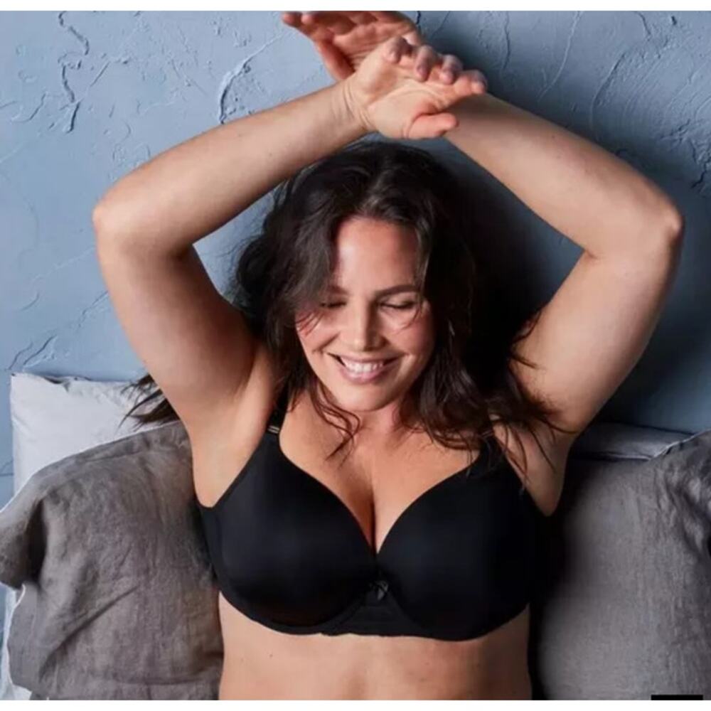 Torrid Perfect Coverage Push Up Smooth Bra Black Lace Bow Detail Size 44DD